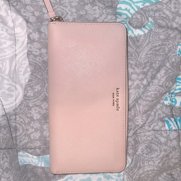 kate spade Handbags - Kate spade Cameron large continental wallet